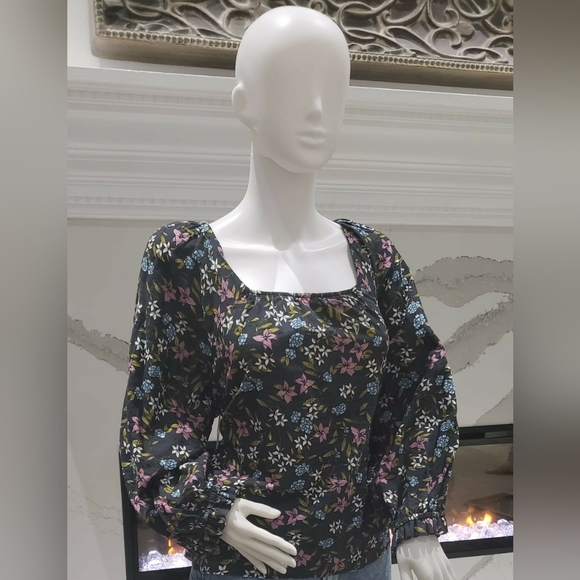 a.n.a Tops - NWT - A.N.A Floral Top - 1X